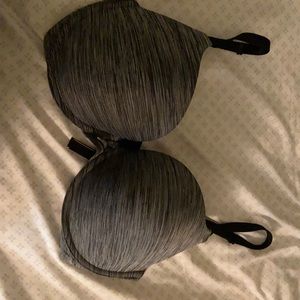 Victoria Secrete bra
